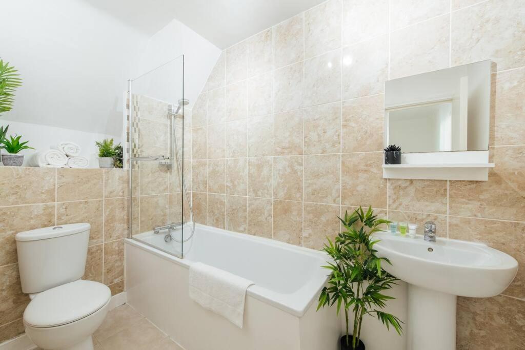 Charming 2 Bedroom Flat In The Heart Of Kings Cross, 런던 외부 사진