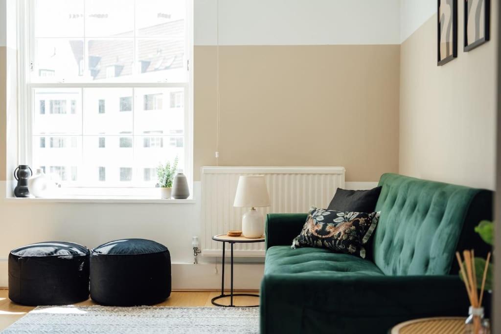 Charming 2 Bedroom Flat In The Heart Of Kings Cross, 런던 외부 사진