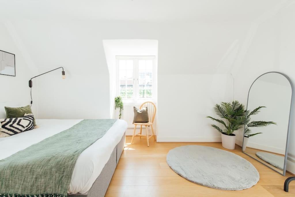 Charming 2 Bedroom Flat In The Heart Of Kings Cross, 런던 외부 사진