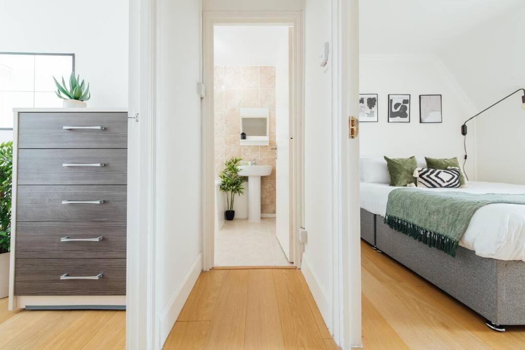 Charming 2 Bedroom Flat In The Heart Of Kings Cross, 런던 외부 사진