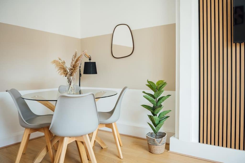 Charming 2 Bedroom Flat In The Heart Of Kings Cross, 런던 외부 사진