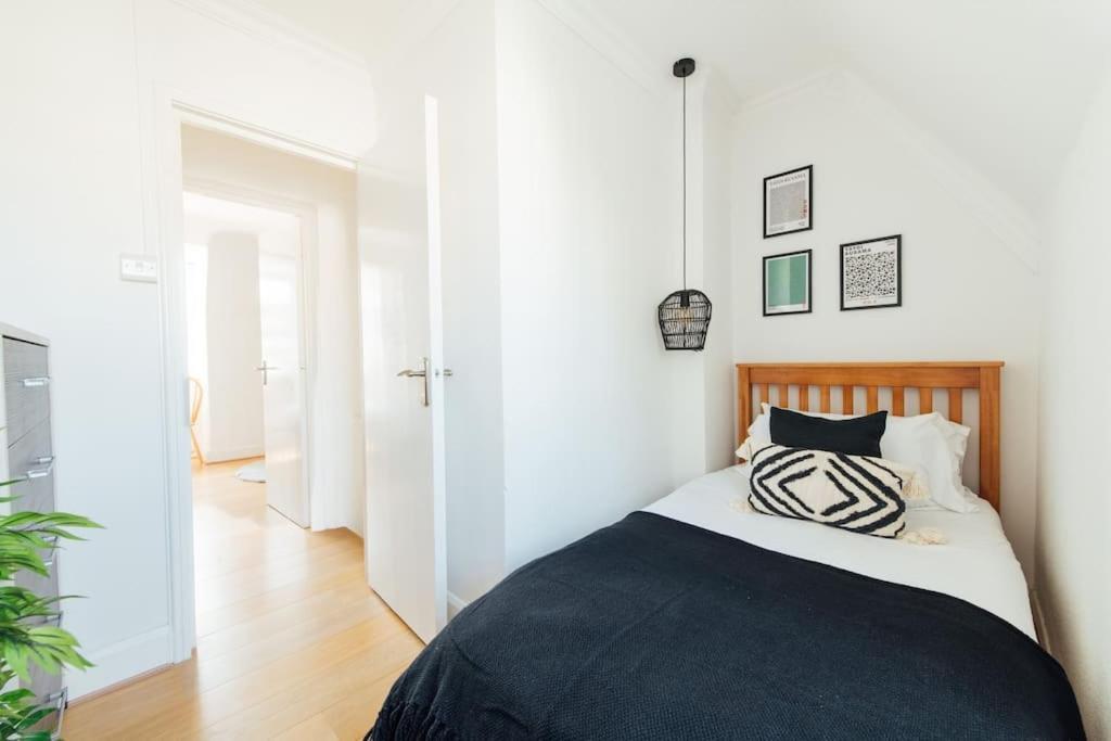 Charming 2 Bedroom Flat In The Heart Of Kings Cross, 런던 외부 사진